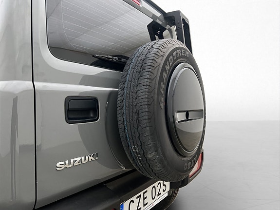 Suzuki Jimny 10 of 25