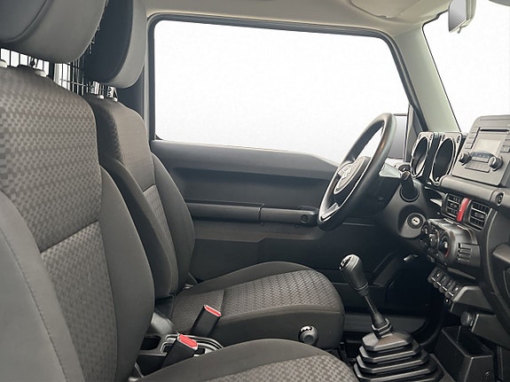 Suzuki Jimny 11 of 25