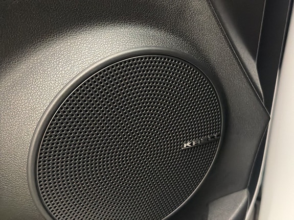 Hyundai Kona 14 of 30