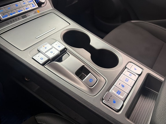 Hyundai Kona 25 of 30