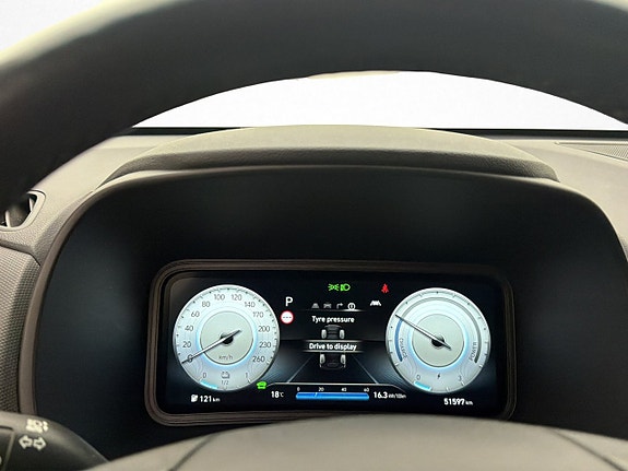Hyundai Kona 18 of 30