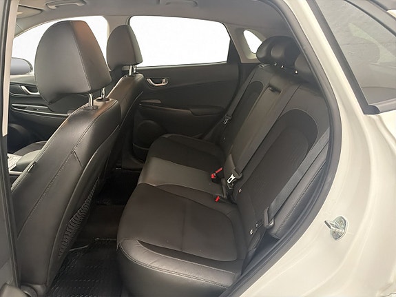 Hyundai Kona 30 of 30
