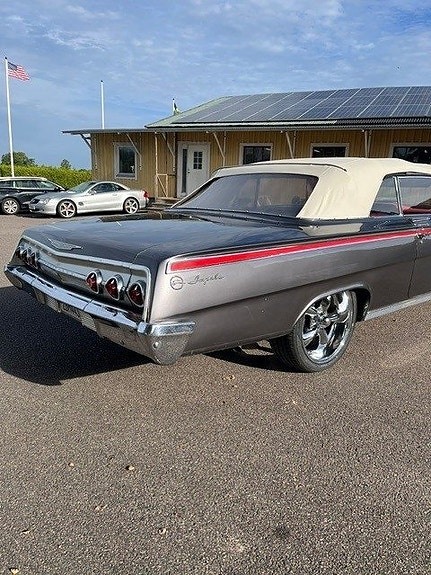 Chevrolet Impala 7 of 16