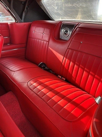 Chevrolet Impala 15 of 16