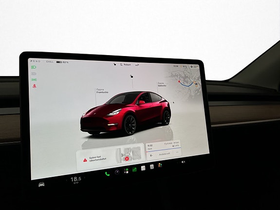 Tesla Model Y 20 of 30