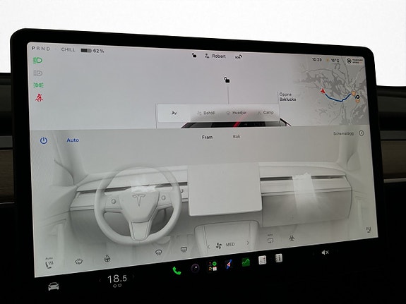 Tesla Model Y 24 of 30