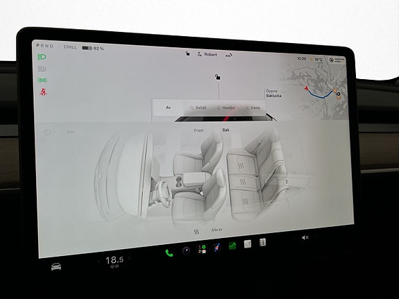 Tesla Model Y 26 of 30