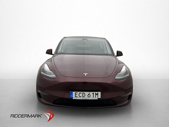 Tesla Model Y 3 of 30
