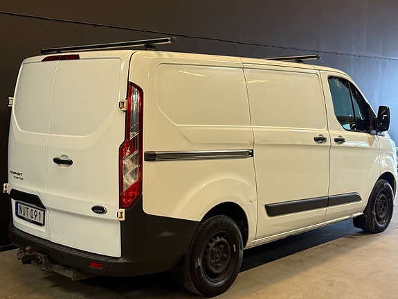 Ford Transit Custom 6 of 18
