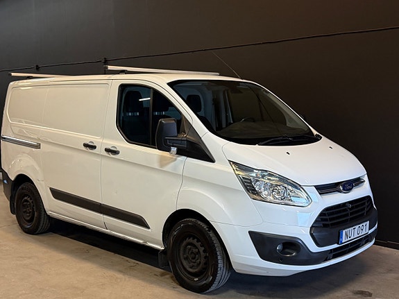 Ford Transit Custom 8 of 18