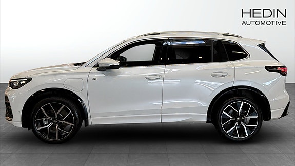 Volkswagen Tiguan 6 of 13
