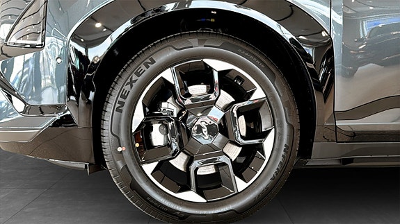 Kia EV5 9 of 13