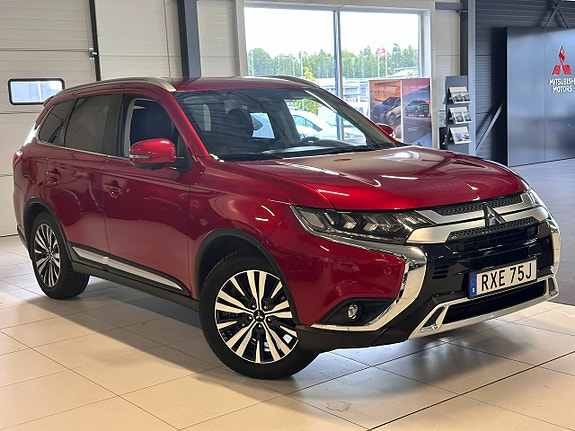 Mitsubishi Outlander 3 of 12