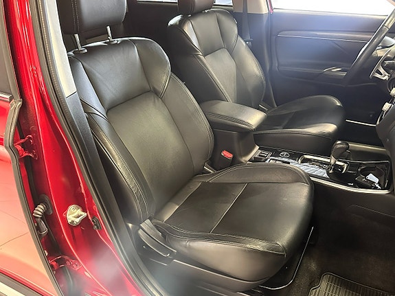 Mitsubishi Outlander 6 of 12