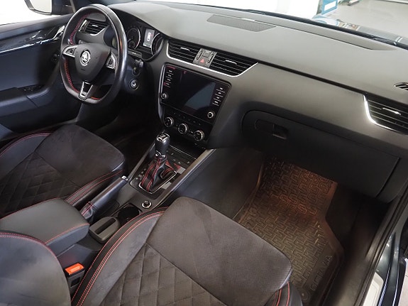 Skoda Octavia 9 of 26