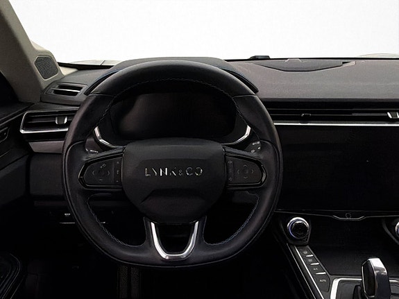 Lynk & Co 01 15 of 30