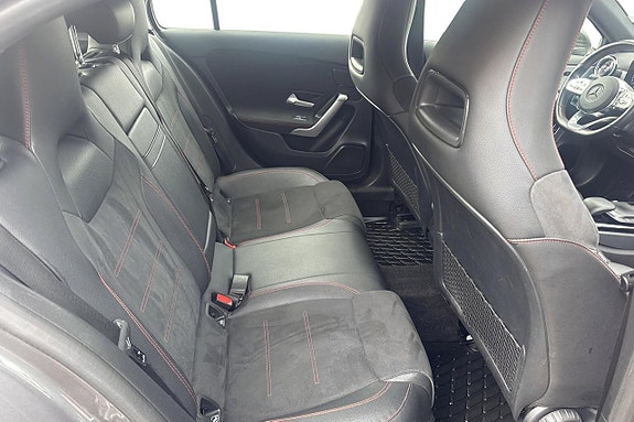 Mercedes-Benz A250 e 10 of 11