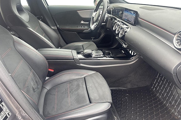 Mercedes-Benz A250 e 11 of 11