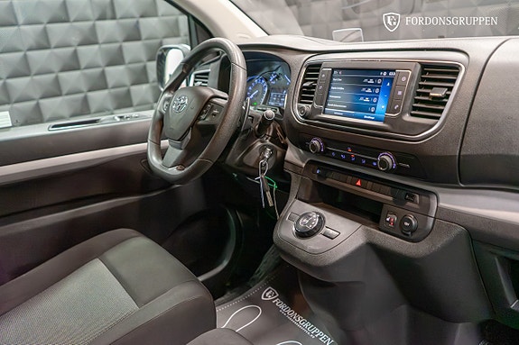 Toyota Proace Verso 17 of 23
