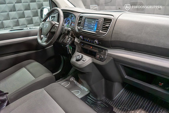 Toyota Proace Verso 18 of 23