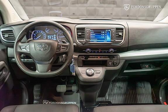 Toyota Proace Verso 15 of 23