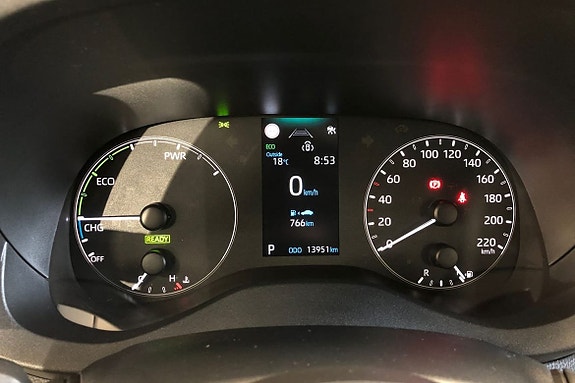 Toyota Yaris 16 of 21