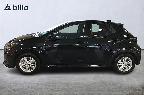 Toyota Yaris 3 of 21