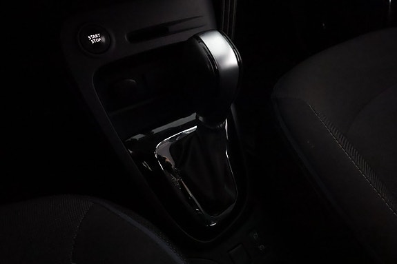 Renault Captur 21 of 23