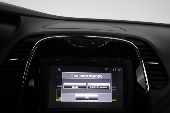 Renault Captur 18 of 23