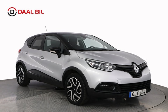 Renault Captur 3 of 23