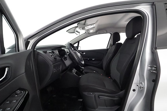Renault Captur 10 of 23