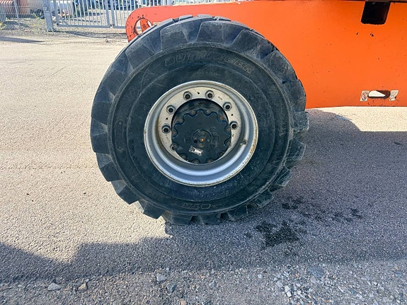 JLG 800 AJ 5 of 12