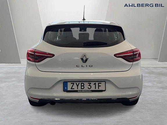 Renault Clio 4 of 28