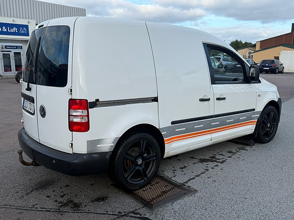 Volkswagen Caddy 4 of 5