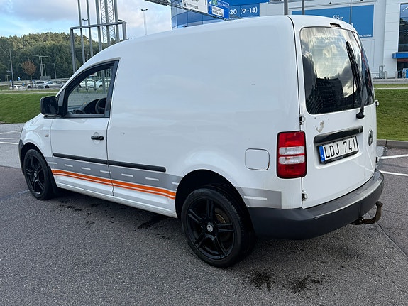 Volkswagen Caddy 3 of 5