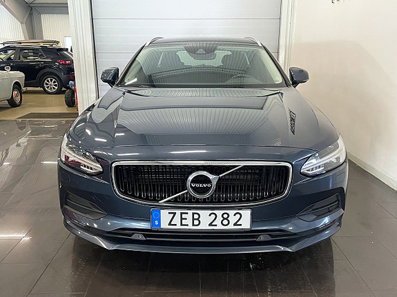 Volvo V90 7 of 16