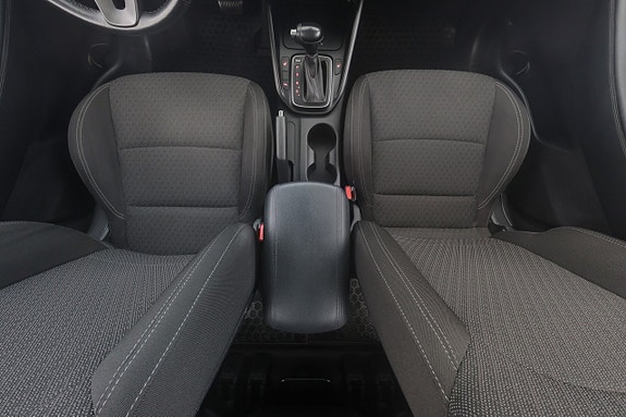 Kia Carens 15 of 28