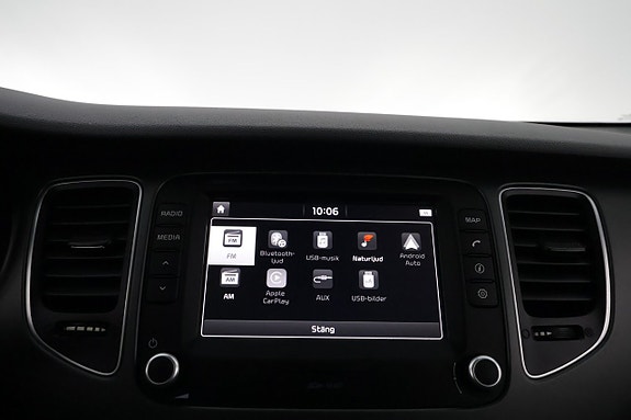 Kia Carens 23 of 28