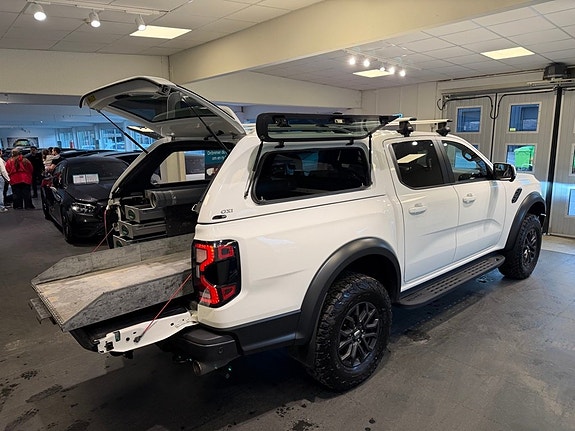 Ford Ranger Raptor 24 of 30