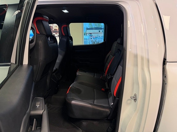Ford Ranger Raptor 26 of 30