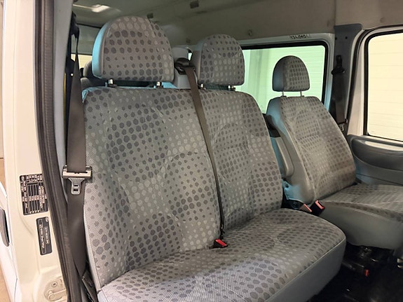 Ford Transit T370 Minibuss 2.2 TDCi RWD 9 of 11