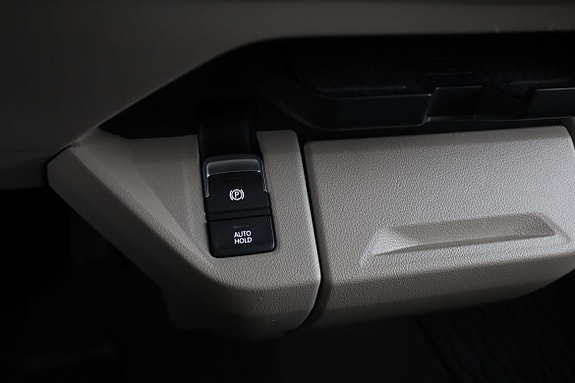 Volkswagen Multivan 27 of 30