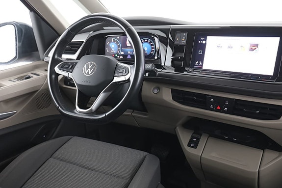Volkswagen Multivan 14 of 30