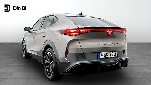 Cupra Tavascan 3 of 13