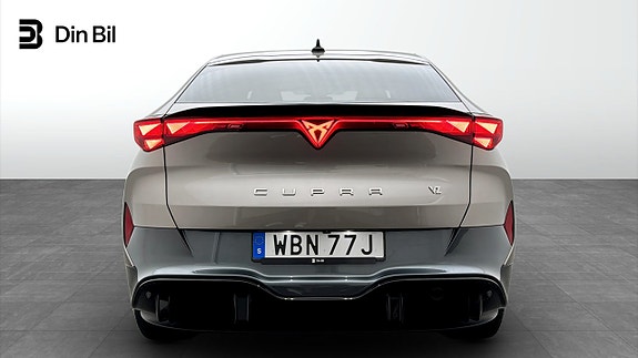Cupra Tavascan 5 of 13