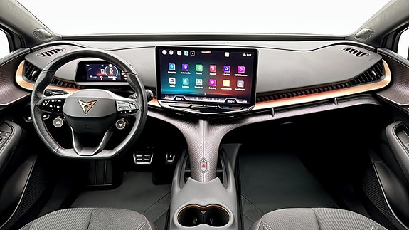 Cupra Tavascan 10 of 13