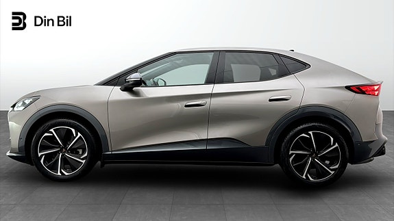 Cupra Tavascan 2 of 13