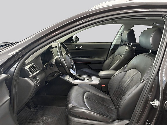Kia Optima 8 of 15