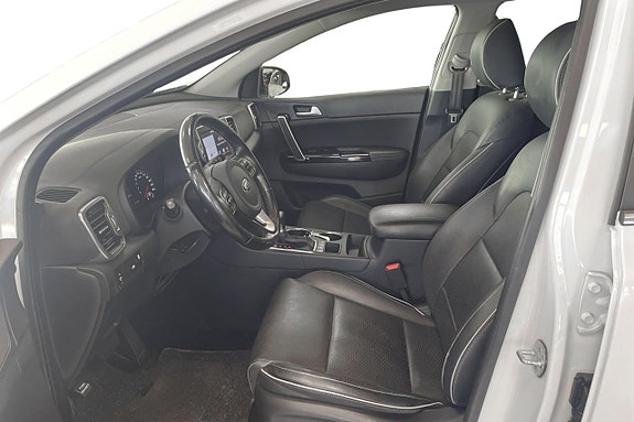 Kia Sportage 11 of 11