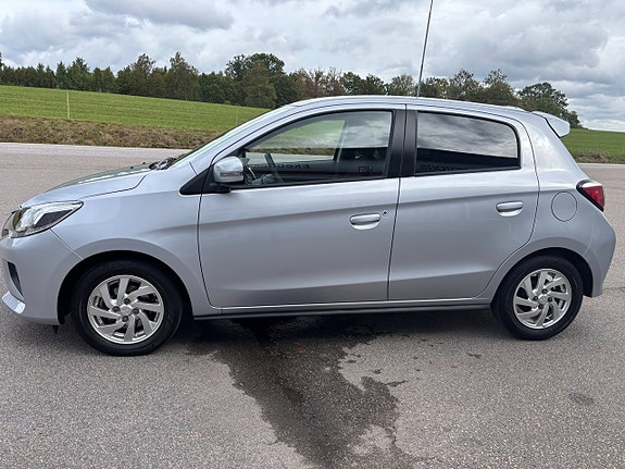 Mitsubishi Space Star 4 of 19